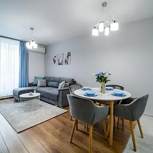 brand-new-downtown-apartment.varna-hotels.com/