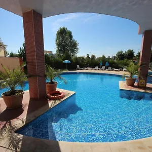 Menada In Sunny Słoneczny Brzeg