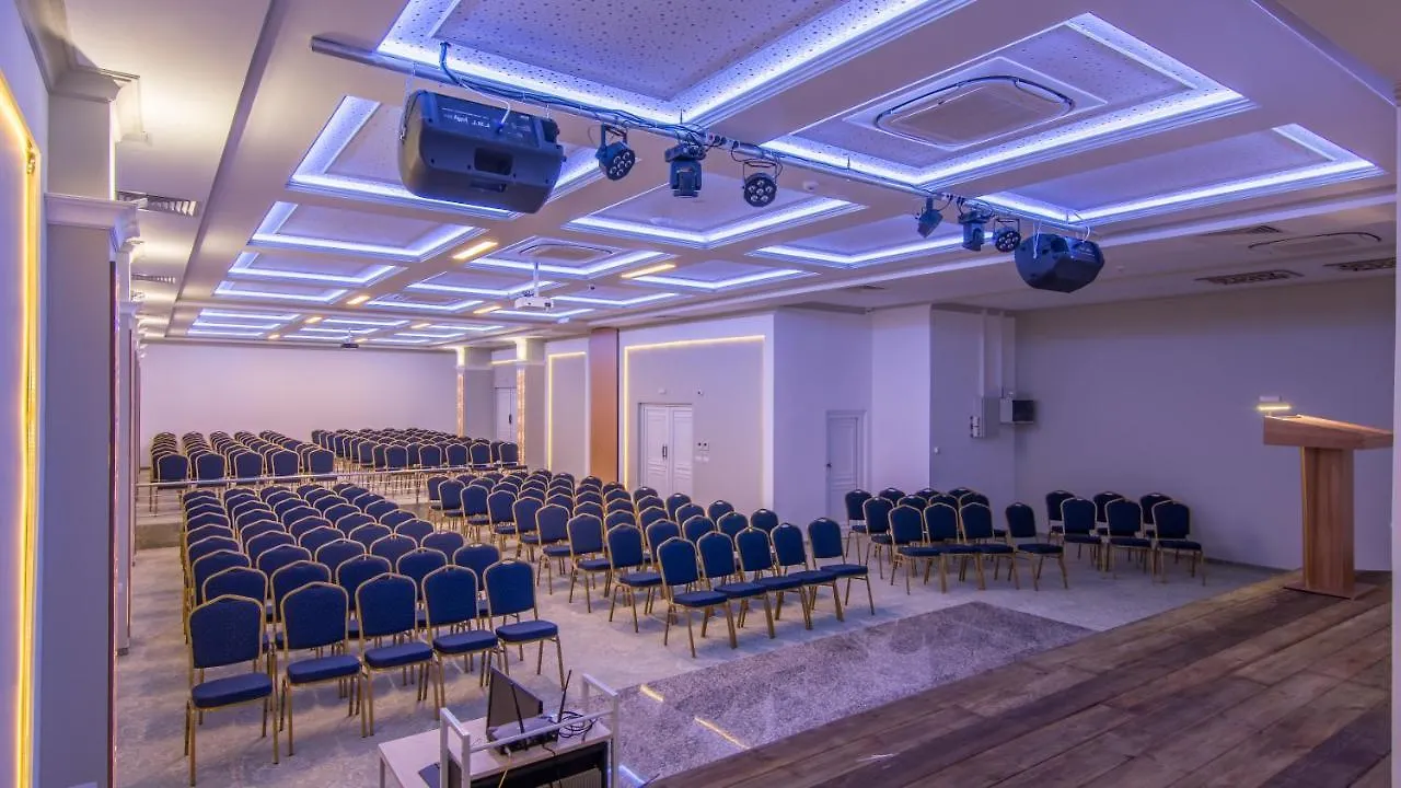 Hotel Villa List Sozopol 4*,
